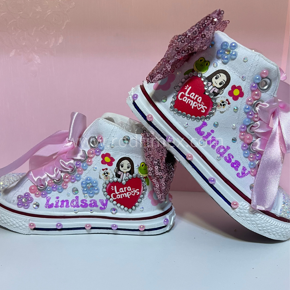 ZAPATILLA DE LARA CAMPOS FLORES