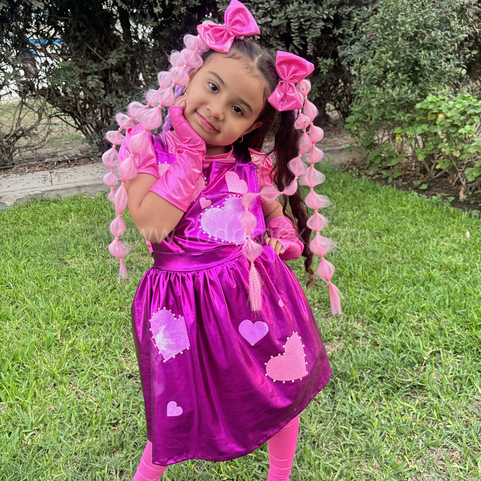 TRAJE DE LARA CAMPOS CORAZON