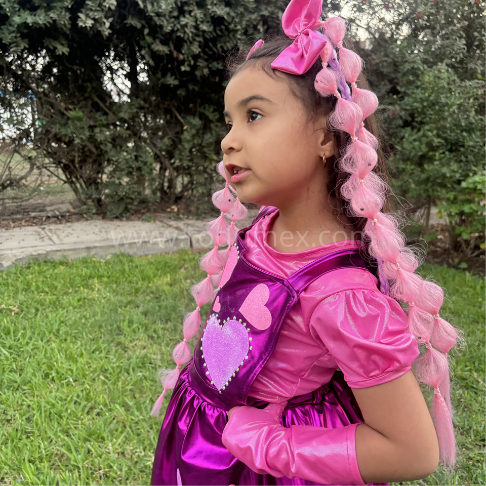 TRAJE DE LARA CAMPOS CORAZON