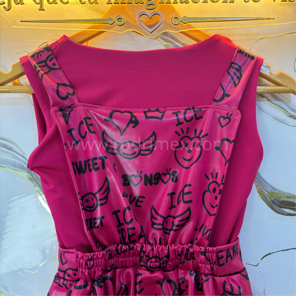 TRAJE DE LARA CAMPOS FUCSIA
