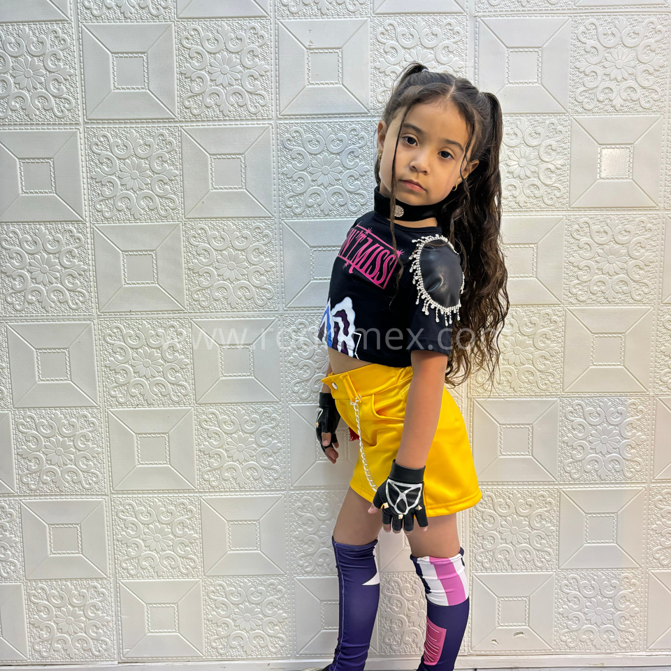 TRAJE DE MIRA