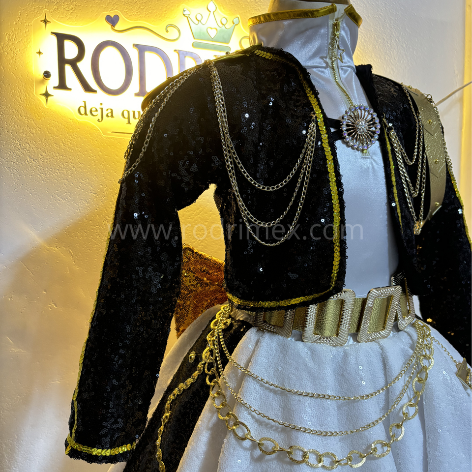 TRAJE GOLDEN DE RUMI PREMIUM