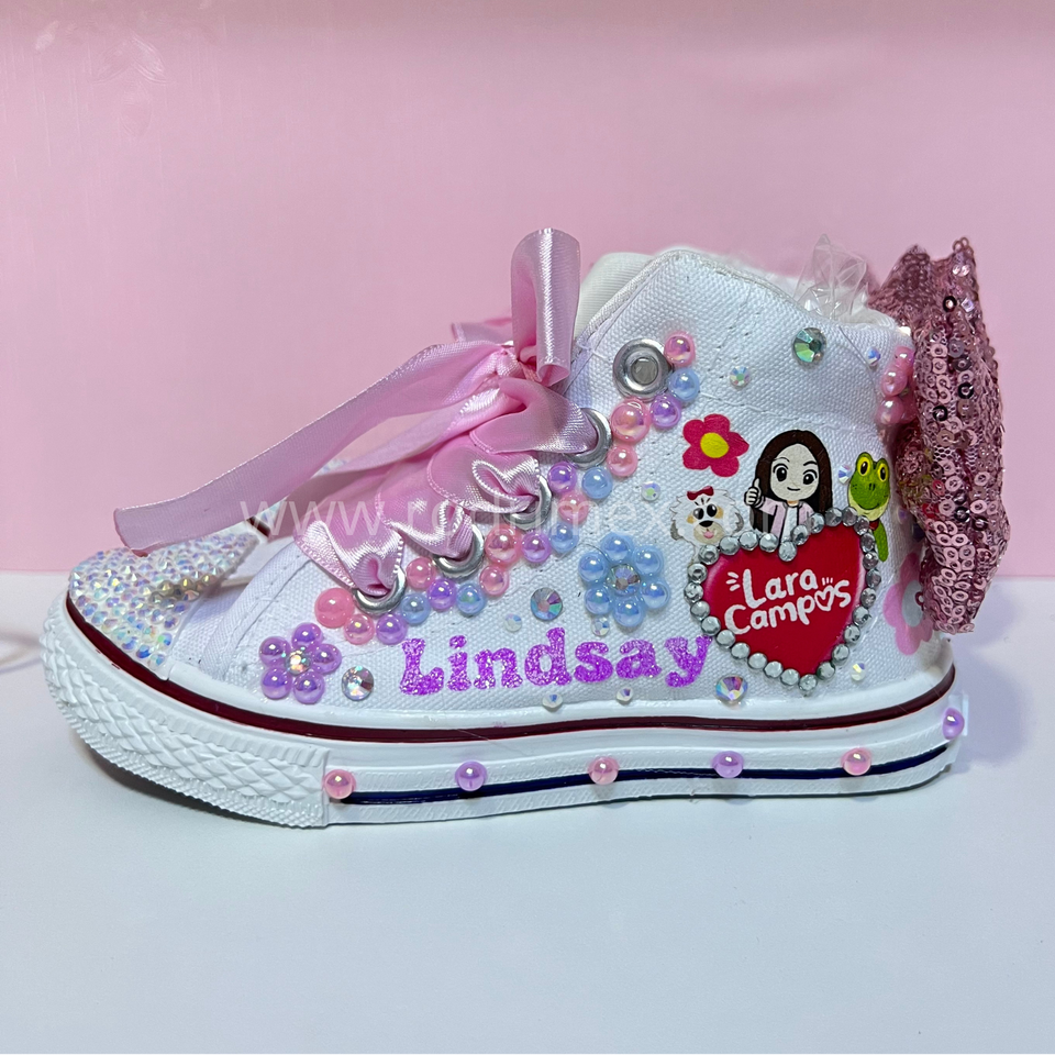 ZAPATILLA DE LARA CAMPOS FLORES