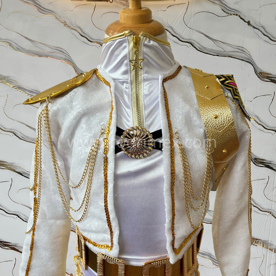 TRAJE GOLDEN BLANCO DE RUMI