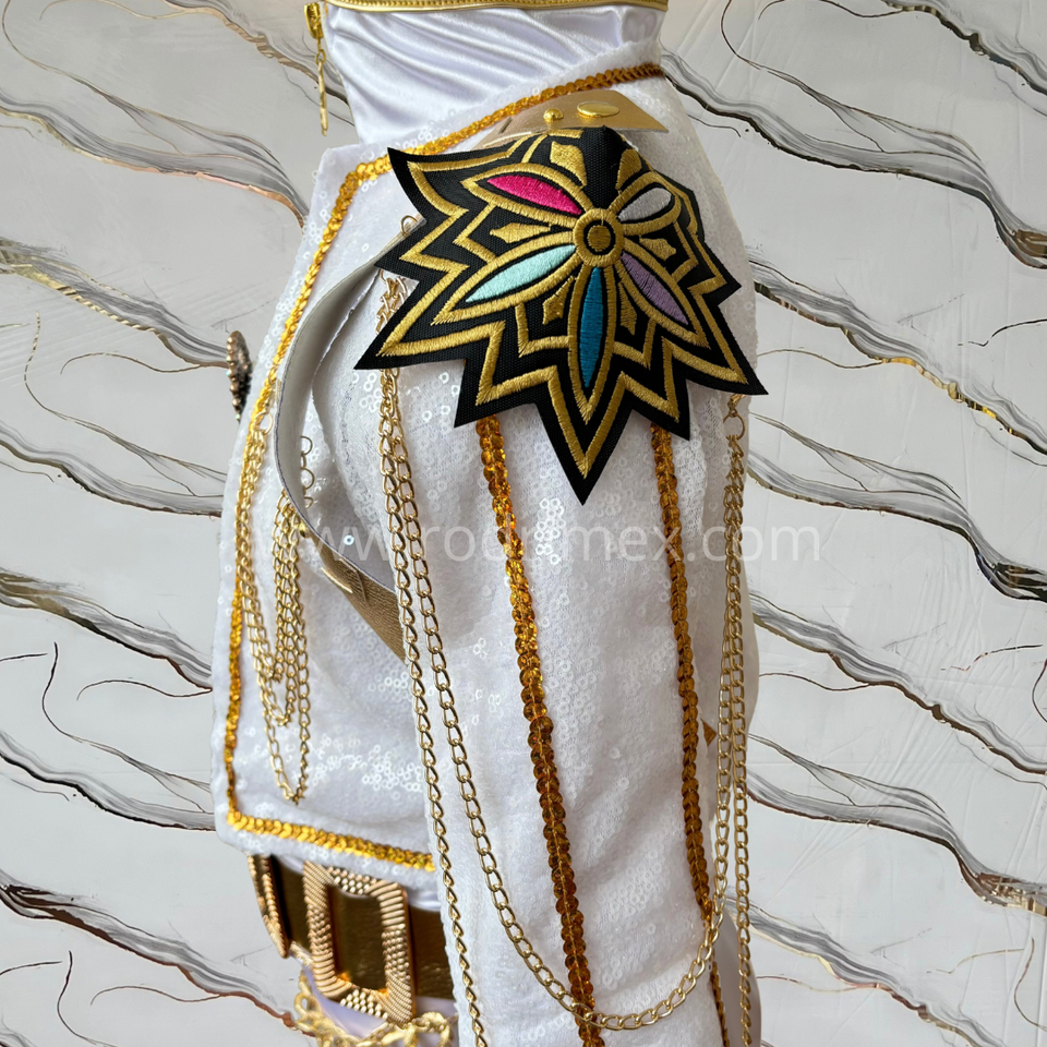 TRAJE GOLDEN BLANCO DE RUMI